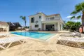 Willa 4 pokoi 281 m² Cypr, Cypr