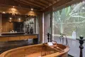 4-Schlafzimmer-Villa 500 m² Jembrana, Indonesien
