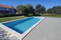3-Schlafzimmer-Villa 144 m² Poreč, Kroatien