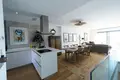 2 bedroom apartment 144 m² La Linea de la Concepcion, Spain