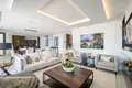 Villa de 4 dormitorios 380 m² Marbella, España