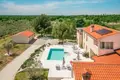 Villa de 4 dormitorios 460 m² Vinkuran, Croacia