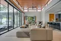 Wohnkomplex Complex of premium villas with swimming pools close to beaches, in a prestigious area of Phuket, Thailand