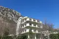 Hôtel 451 m² à Zagrade, Monténégro