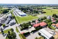 Propriété commerciale 1 928 m² à Piaseczno, Pologne