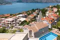 Villa 12 habitaciones 507 m² Dobrota, Montenegro