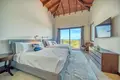 5 bedroom house 548 m² Roatan, Honduras