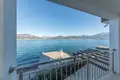 Villa de 4 dormitorios 300 m² Krasici, Montenegro