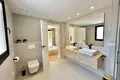 2-Schlafzimmer-Penthouse  Marbella, Spanien