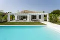 5-Schlafzimmer-Villa 364 m² Marbella, Spanien