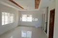 Haus 4 Zimmer 147 m² Sukuta, Gambia