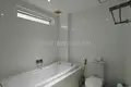 Mieszkanie 2 pokoi 111 m² Karon, Tajlandia