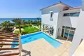 6 bedroom house 800 m² Pervolia, Cyprus