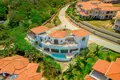 Дом 3 спальни 353 м² West Bay, Гондурас