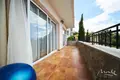 Villa de 4 dormitorios 495 m² Budva, Montenegro