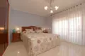 6 bedroom villa 283 m² Torrevieja, Spain