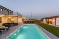 3 bedroom house 290 m² Brtonigla, Croatia