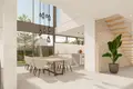 4 bedroom Villa 329 m² Cabo Roig, Spain