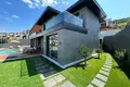 4 bedroom house 305 m² Gumusluk, Turkey