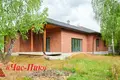 Casa 200 m² Kalodishchy, Bielorrusia