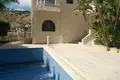 Haus 5 Schlafzimmer 710 m² Oroklini, Cyprus