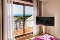 Stadthaus 4 Schlafzimmer 247 m² San Pedro Alcantara, Spanien