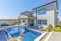 Villa de 4 dormitorios 380 m² Grad Pula, Croacia