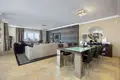 4 bedroom apartment 253 m² Marbella, Spain