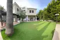 Dom 4 pokoi 600 m² Strovolos, Cyprus