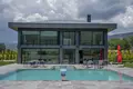 4 room villa 465 m² in Ortakoey, Turkey