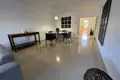 Mieszkanie 2 pokoi 130 m² Marbella, Hiszpania