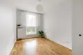 Mieszkanie 3 pokoi 68 m² w Warszawa, Polska