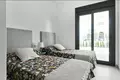 2 bedroom bungalow 98 m² Torrevieja, Spain