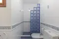 4-Schlafzimmer-Villa 92 m² Torrevieja, Spanien