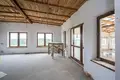 House 665 m² Pryliepy, Belarus