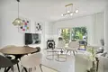 Mieszkanie 2 pokoi 130 m² Marbella, Hiszpania