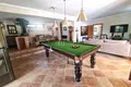 4-Schlafzimmer-Villa 550 m² lAlfas del Pi, Spanien