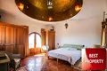 5 bedroom villa 550 m² Finestrat, Spain