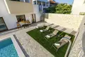 7 bedroom villa 464 m² Grad Kastela, Croatia