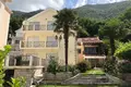 7-Schlafzimmer-Villa 390 m² Kotor, Montenegro