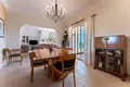 Villa de tres dormitorios 199 m² Marbella, España