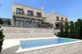 Haus 6 zimmer 424 m² Becici, Montenegro