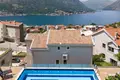 Villa 12 habitaciones 507 m² Dobrota, Montenegro