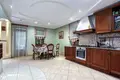 Chalet 467 m² Valiarjanava, Bélarus
