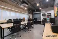Oficina 3 habitaciones 76 m² en Minsk, Belarús
