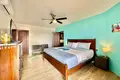 6 bedroom house 715 m² Roatan, Honduras