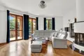Квартира 4 комнаты 160 м² в Варшаве, Польша