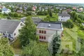 House 350 m² Piatryski, Belarus