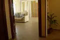 Mieszkanie 2 pokoi 135 m² Benidorm, Hiszpania