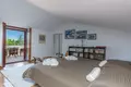 4-Schlafzimmer-Villa 300 m² Krnica, Kroatien